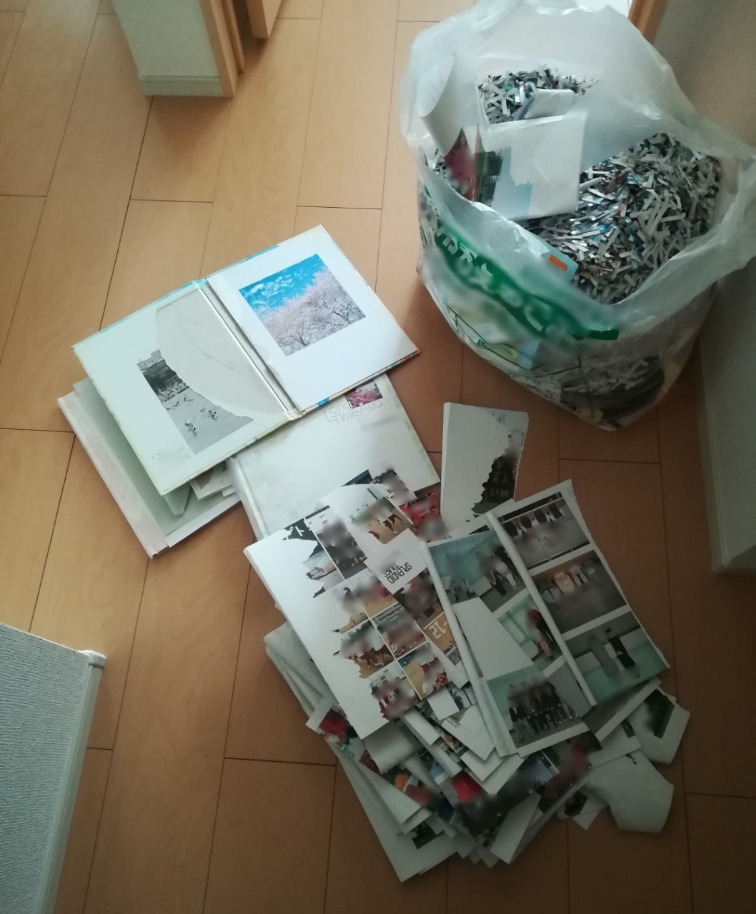 不要品 卒業アルバムを断捨離 平屋で子育て